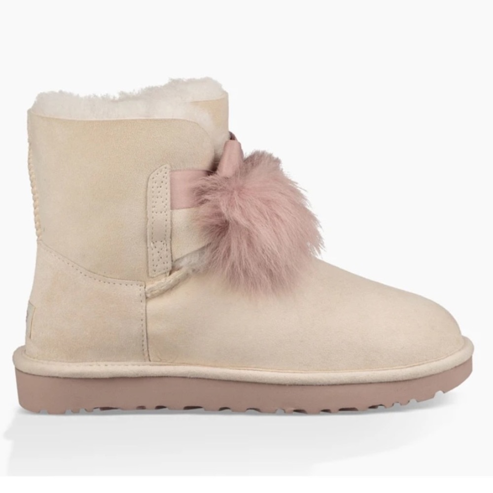 UGG Gita Boots